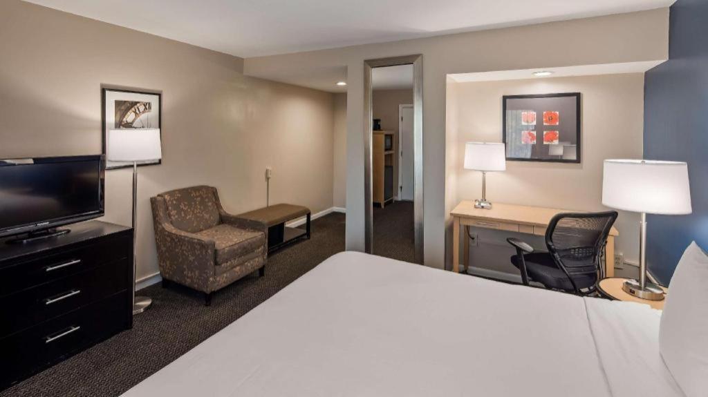 Best Western River Terrace Cheboygan Ngoại thất bức ảnh
