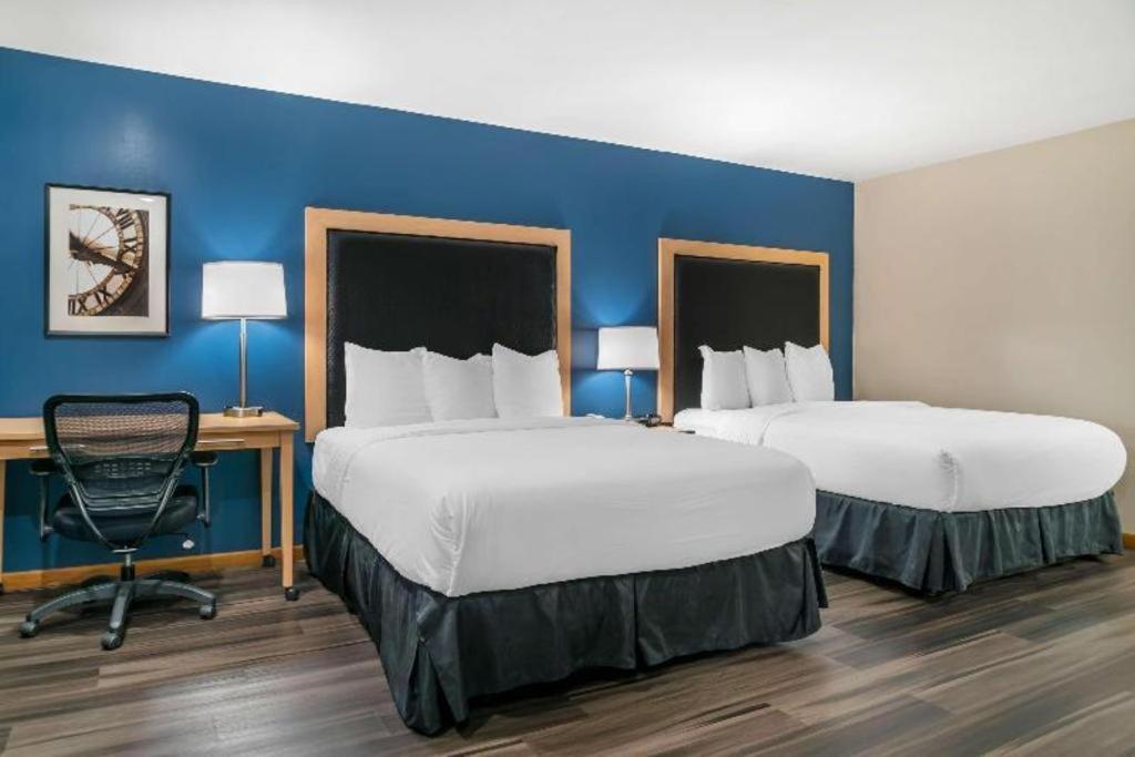 Best Western River Terrace Cheboygan Ngoại thất bức ảnh