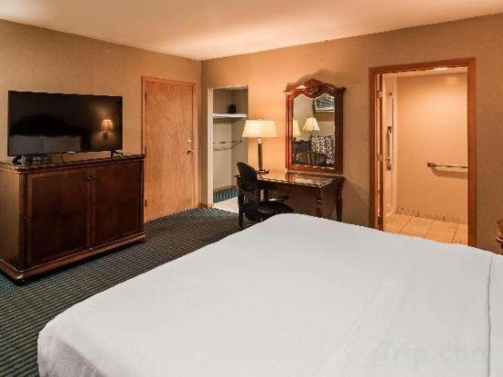 Best Western River Terrace Cheboygan Ngoại thất bức ảnh